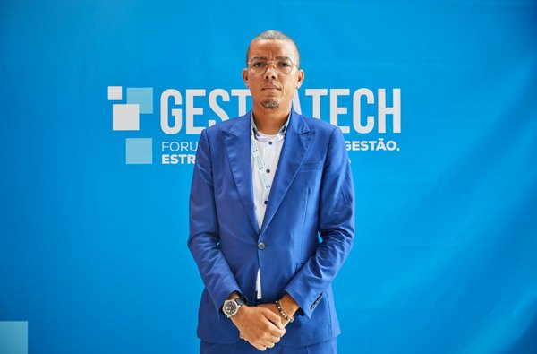 Stratégies de Marketing d"Influence Gagnantes pour Révéler la Beauté des Soins Capillaires Naturels !